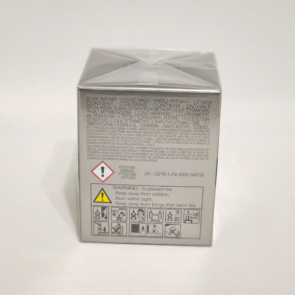 Spicebomb by Viktor & Rolf Men 5.82 oz / 165 g Scented Candle - Picture 2 of 6